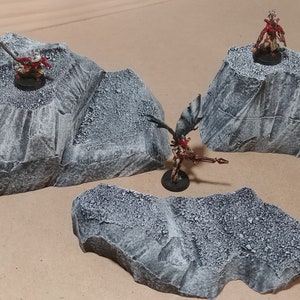 Wargaming Terrain - Tall Hills Small Box Set of Stone Finish