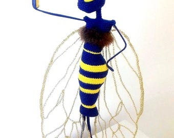 Selfie Bee Crochet Pattern, Amigurumi Art (PDF Pattern)