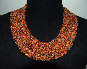 セール中 アフリカンブルービーズ マルチカラーネックレス