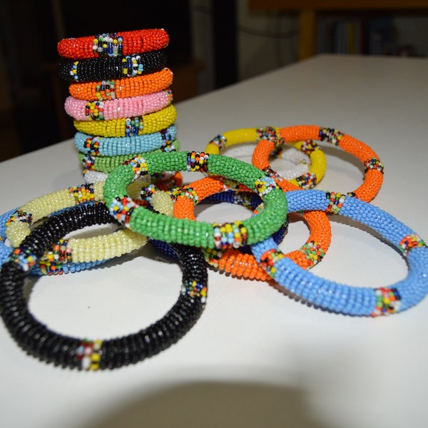 Ensemble de bracelets en perles de masaï | Jonc masaï I Bracelets de perles I Africain fait main I Kenyan (Lot de trois (3) | Adultes et enfants