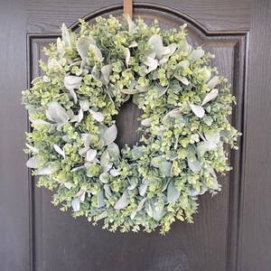 Year Round Greenery Wreath with Lambs Ear Boxwood and Eucalyptus, All Seasons Wreath for Front Door, Farmhouse Door Decor, Housewarming Gift