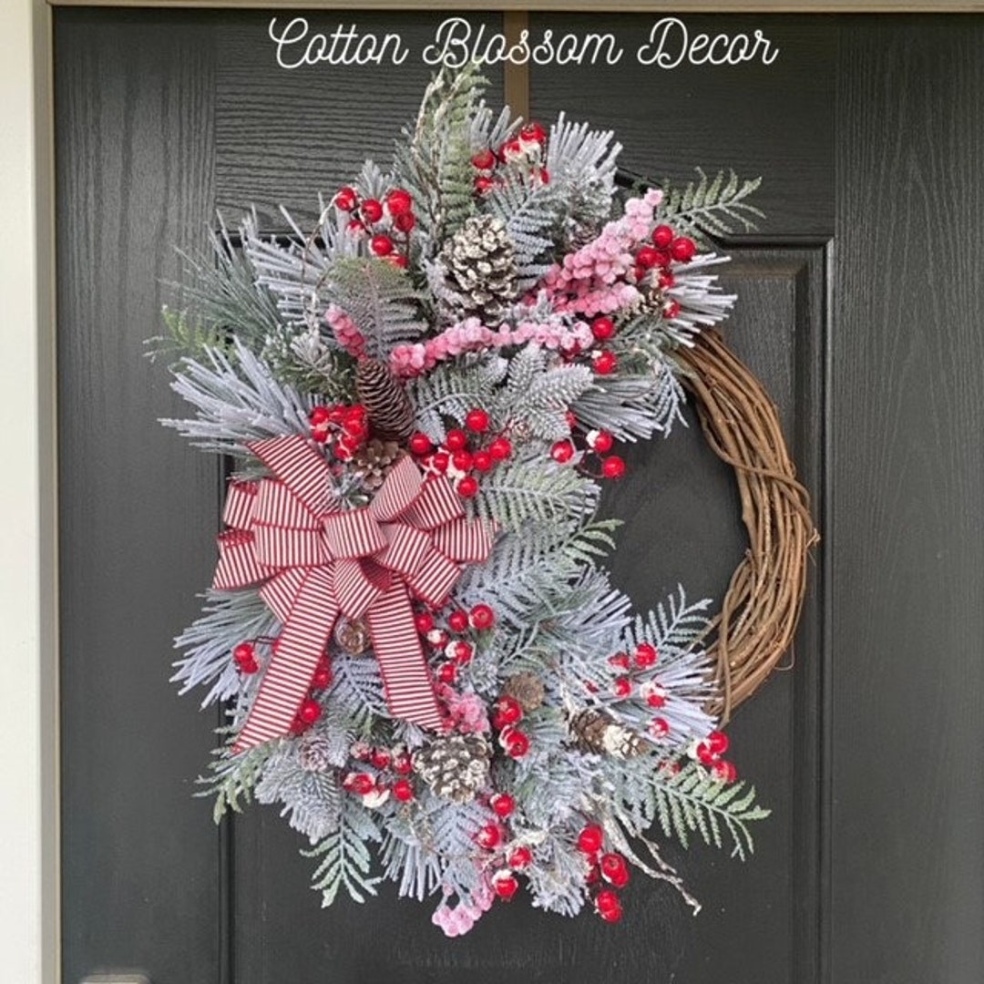 Christmas Wreath for Front Door, Flocked Winter Wreath With Red Berries ...