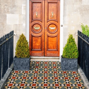 Maison Norton Victorian Patterned Wall & Floor Full Tile Sample