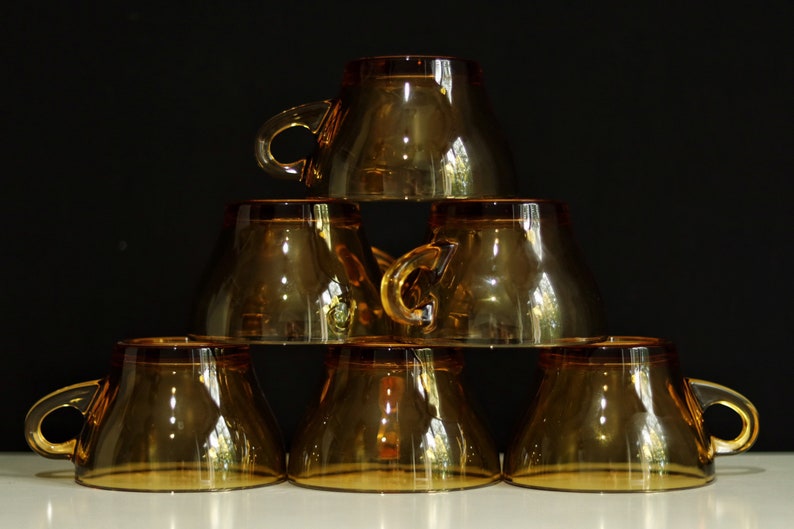 set de 6 mugs design Vereco France / tasses à café vintage / verre vintage / image 3