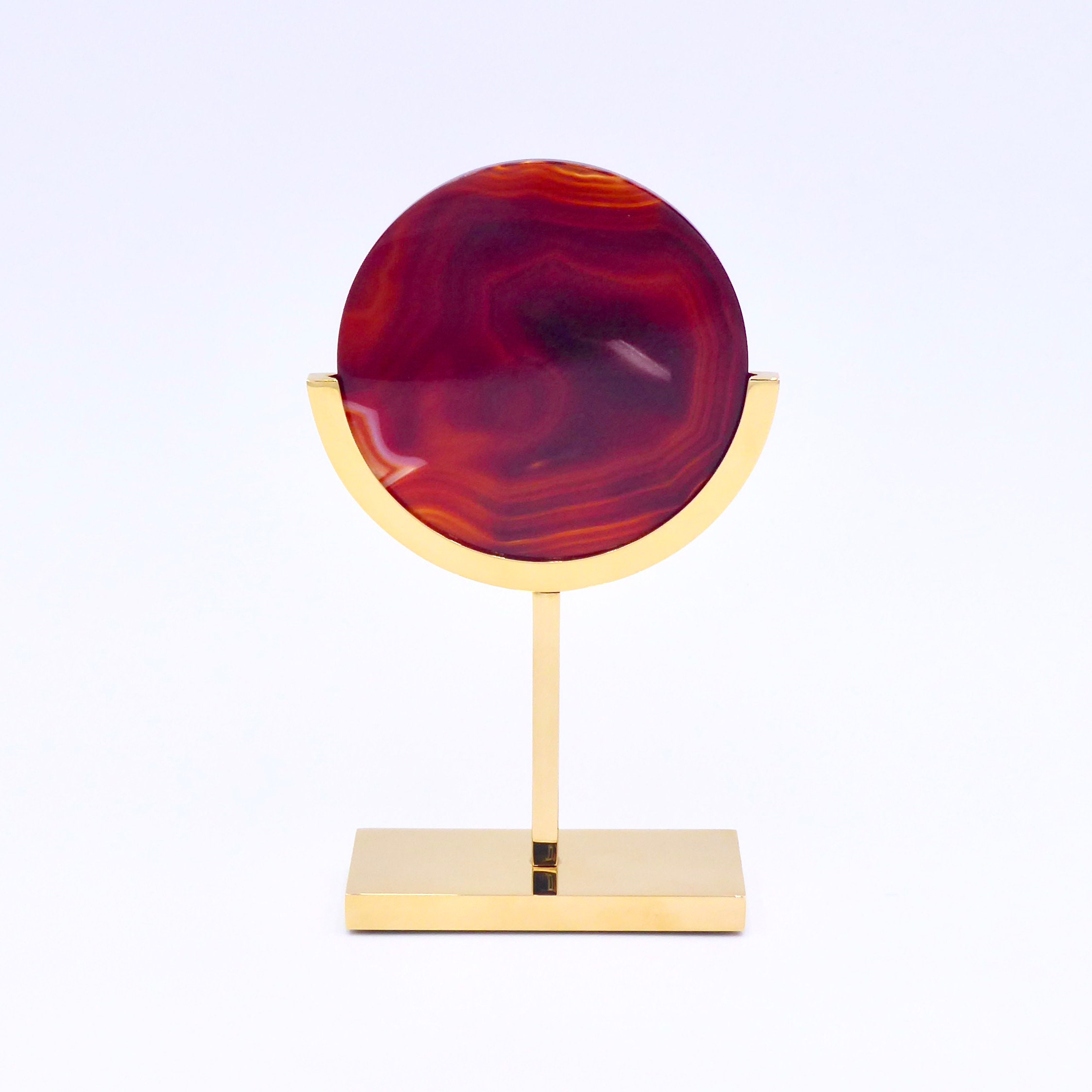 Unique Sculpture - The Gem 2.0 - Agate disc on brass base