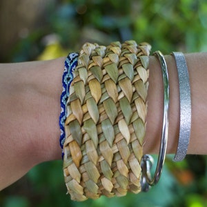 Bangle bracelet