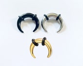 Pinchers Surgical steel ear weights, plugs stretchers gauged septum hoops silver and black horseshoe Buffalo bull tapers 14g- 00g (1 hoop)