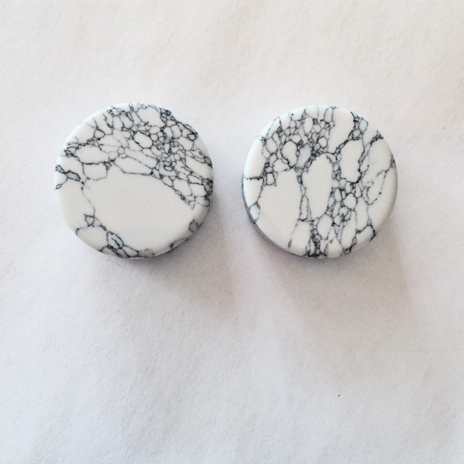 White Marble Ear Plugs Stone Tunnels Stretchers Howlite Stone