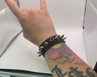 3/4” Spiked Bracelet