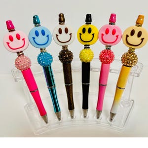 Smiling Face Beaded Pen: Retro Fun Office or School Supply