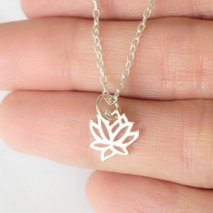 Sterling Silver Lotus Necklace, floral lotus pendant, tiny lotus necklace silver, flower Botanical mother&#39;s day gift, Spirtual yoga jewelry
