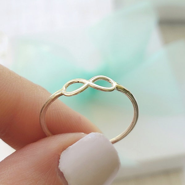 Sterling Silver Infinity Ring, infinity symbol ring, infinity Eternity ring for women, silver stackable ring, simple midi ring jewelry