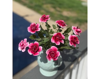 Rosas de porcelana vintage hechas a mano, pintadas a mano, ramo floral rosa, tallos, 9 piezas