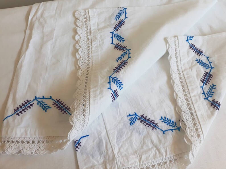 Cushion Cover Long Pillow case Linen Pillow Case Bed Pillow Cover Vintage Pillow Case Embroidered Pillow Case Antique pillow case