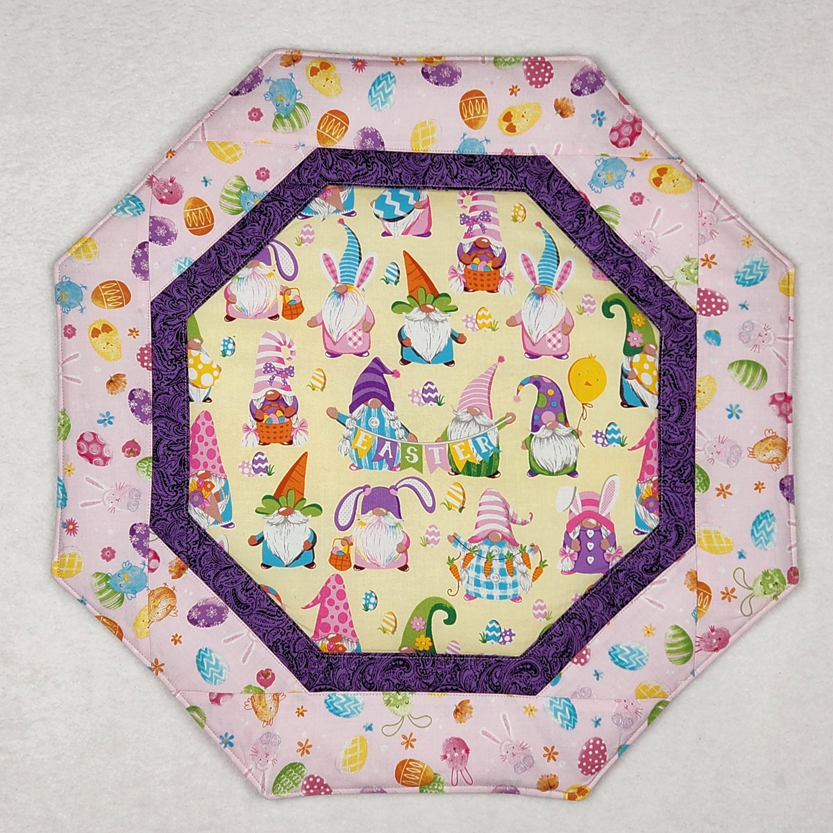 Easter Quilted Centerpiece / Table Topper / Small Reversible Octagon - Etsy