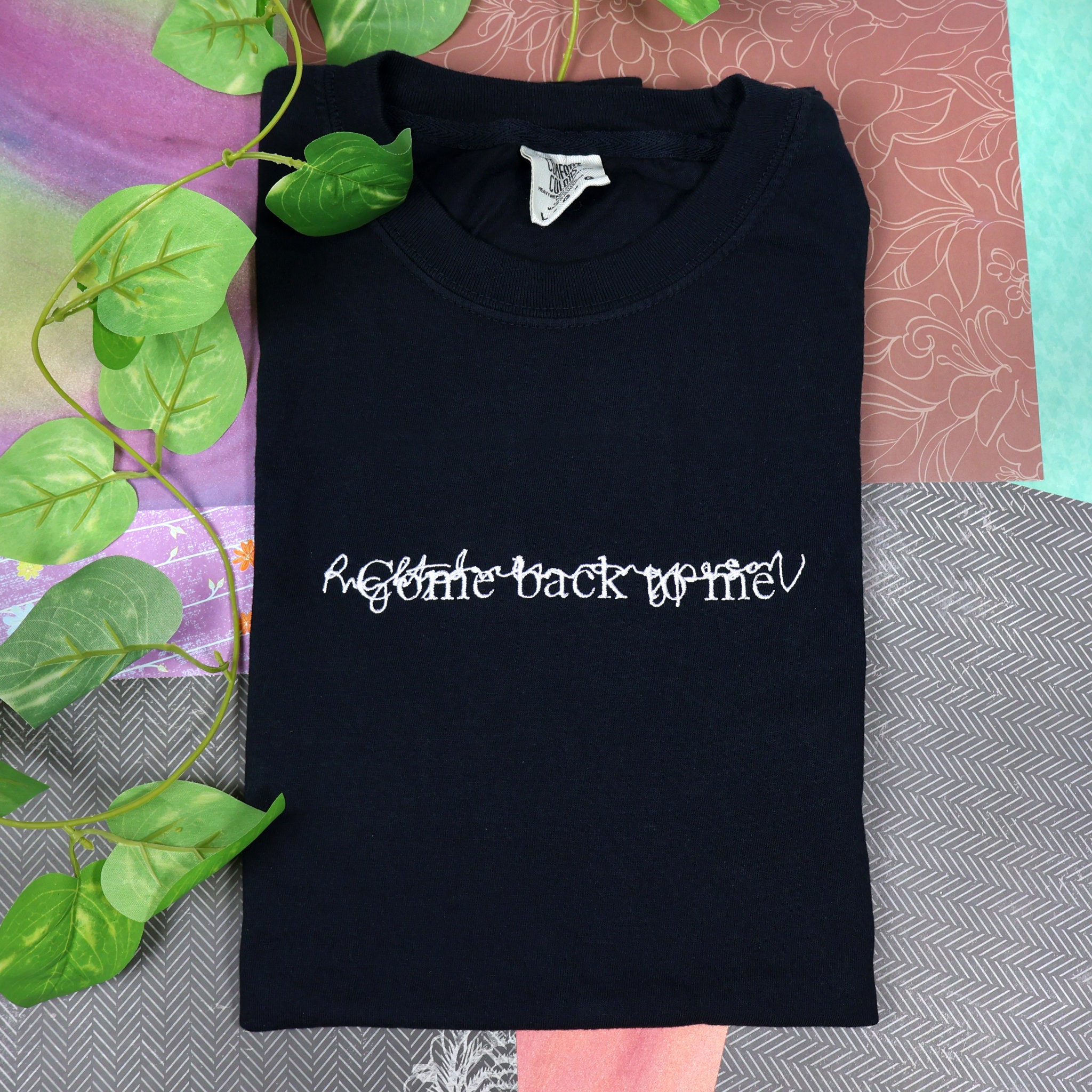 Right People, Wrong Place　S/S T-SHIRT RM - S/S T-Shirt [Right People, Wrong Place Official MD] - K