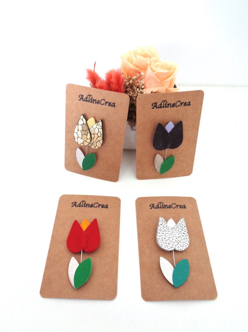 Broches en cuir en forme de tulipes image 1