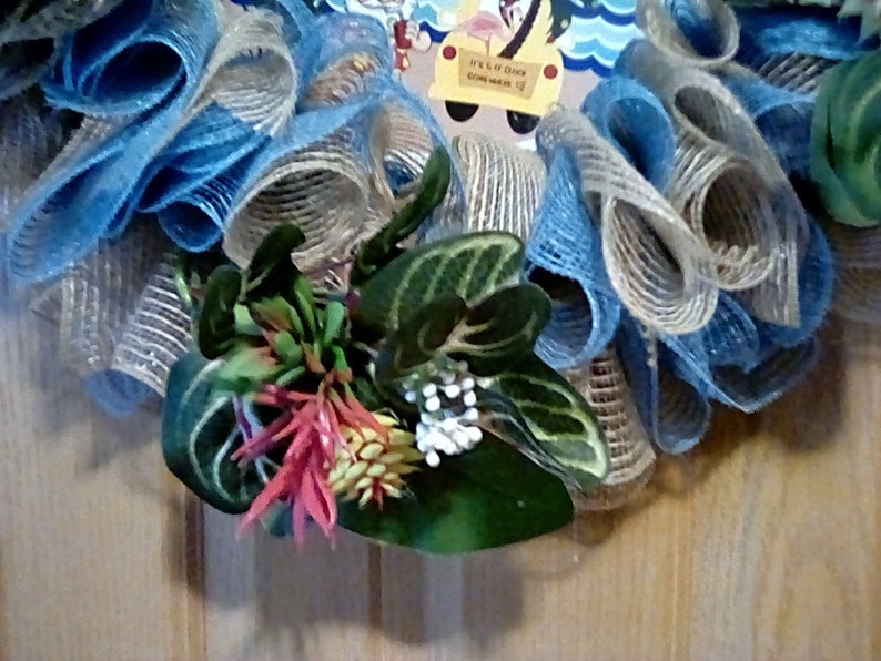 Hawaiian Christmas Wreath 