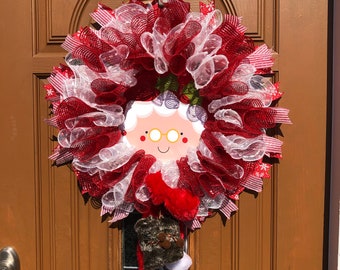 Mrs Clause Wreath,Mrs Santa Clause Wreath,Mrs Clause Door Decor,Mrs Clause Door Wreath,Xmas Clause Wreath,Xmas Door Wreath,Merry Christmas