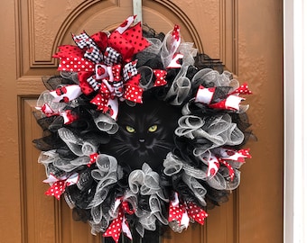 Animal Wreaths and Decor