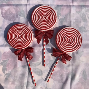 Lollipop wreath embellishments, faux candy attachments, candy decor, Christmas lollipops, yarn pops,lollipop wreath attachments,lollipops