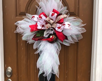 Xmas Cross with Cardinal,Winter Cardinal Cross,Xmas Cardinal Wreath,Xmas Cross Wreath,Redbird Winter Wreath,Cardinal Winter Wreath