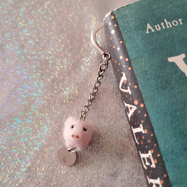Piggy Bank Bookmark / Cute Fluffy Plush Miniature Pig Ornament Personalized Farm Animal Stationary Planner Charm Kawaii Birthday Gift GD272