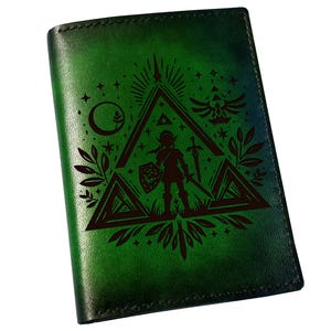 Cartera de cuero hecha a mano de Legend of Zelda, cartera para pasaporte de Zelda Adventure, estuche de viaje de Zelda, regalo personalizado de Zelda, cartera verde de Zelda.