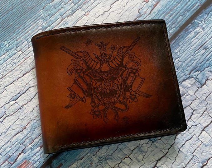 Engraved Samurai Mask Leather Wallet: Custom Bifold Japan Style