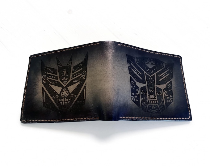 Engraved Transformers Leather Wallet: Autobot vs Decepticon Art - set 170926