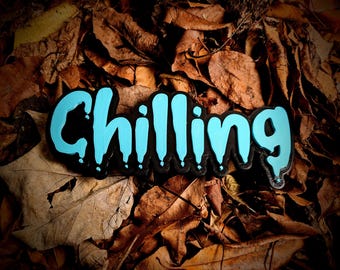 Chilling – Horror Bookshelf Genre Title Sign | Dripping Lettering Shelf Label | Book Nook Decor