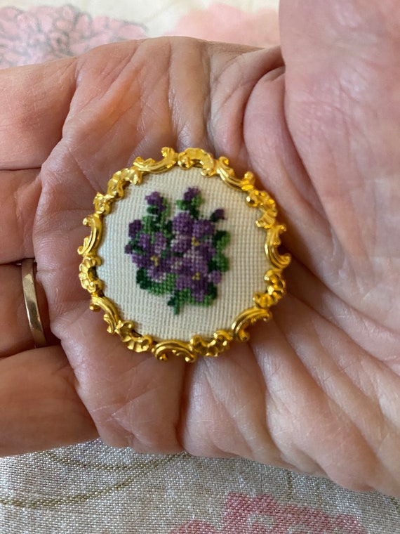Vintage Jewelry Beautiful Petit Point tapestry pur