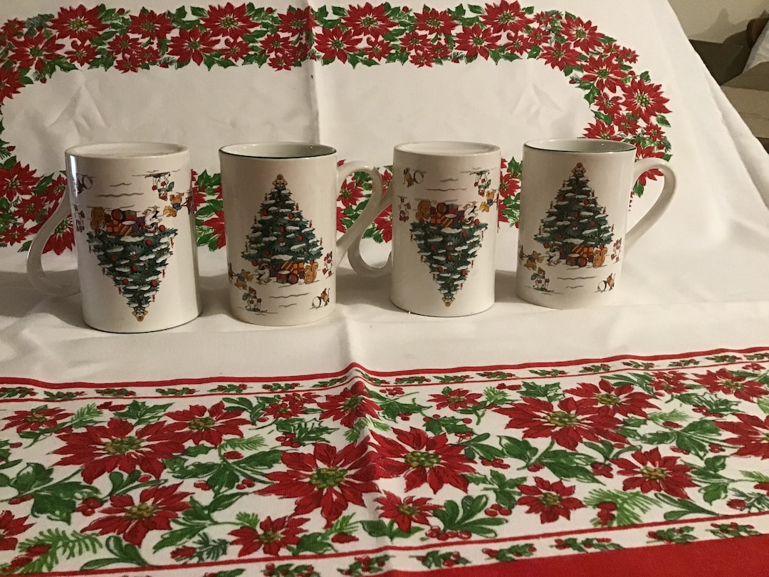 Vintage Christmas Mugs Set of 4 Etsy
