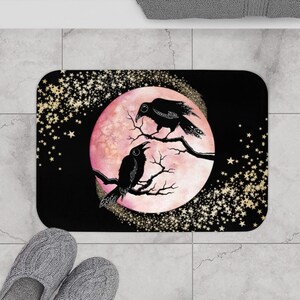 Badmat ravenmaan, gotisch vogelsilhouet bloedmaan badkamerinrichting, Witchy crow douchetapijt, spookachtig occult interieur, goth star keukentapijt