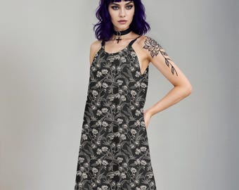 Gothic Floral Cotton Dress, Spooky Skull Flower O-ring Cami Sundress w/ Cute Macabre Print, Dark A-line Goth Summer Fashion Gift for Witch