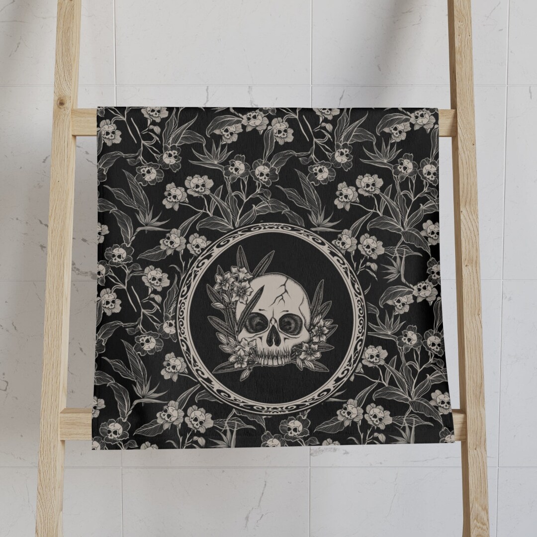 ELLEGARDEN　skull bath towel ELLEGARDEN skull bath towel Gothic Skull Embroidery Hand