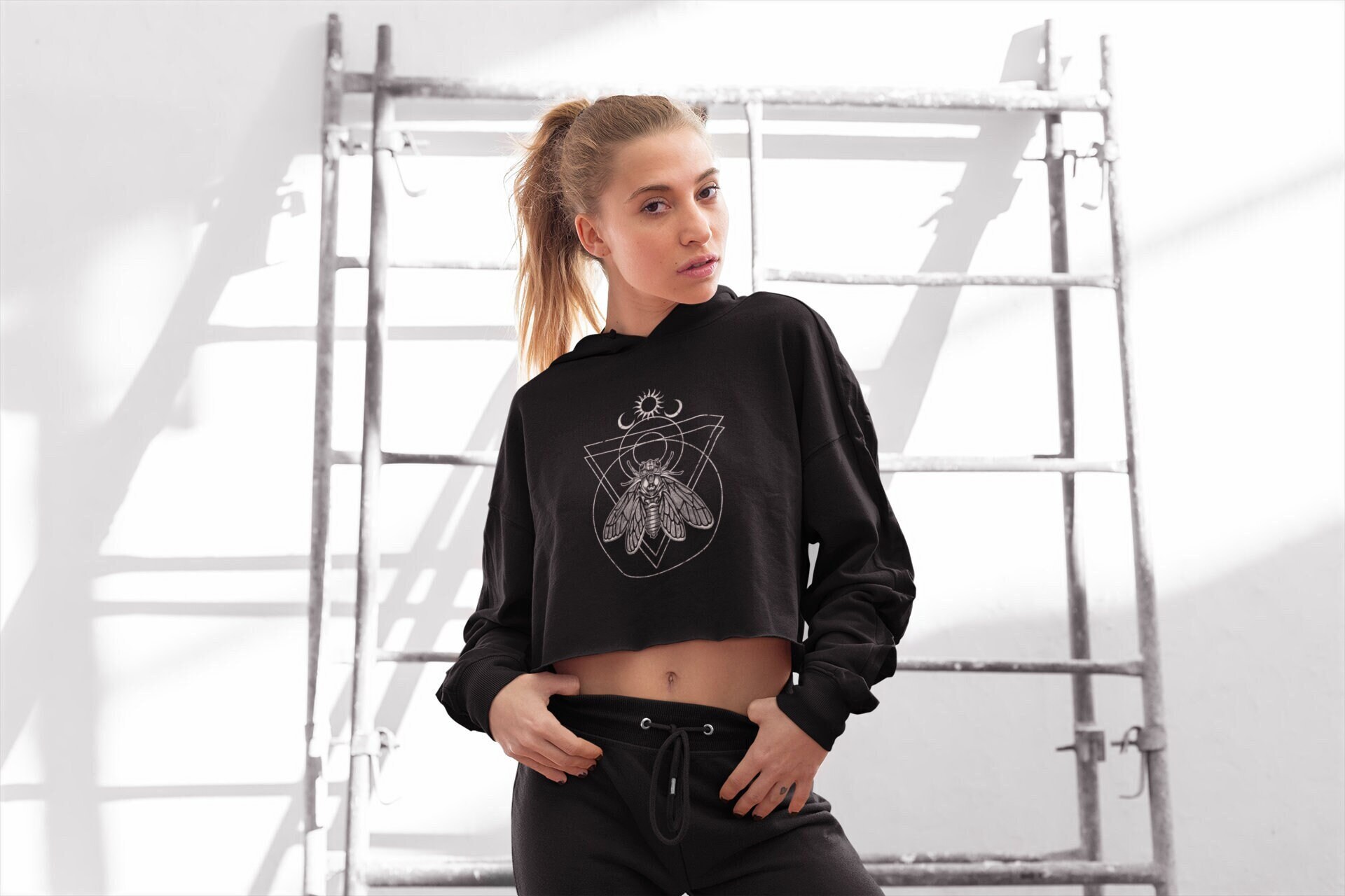 40* Women Cut Out Mesh Insert Cropped Hoodie Sweatshirt Punk Style Long  Sleeve Crop Top Solid Leisure Streetwear Sweatshirts