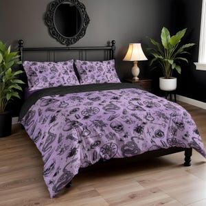 Witchy Lavender Bedding, Occult Gothic Witchcraft Duvet Cover + Pillowcase Set in Pastel Purple Hue, Goth Home Decor for Spooky Magick Vibes