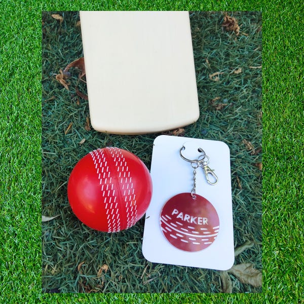 Personalised cricket keyring / Cricket ball bag tag / Red White Pink ball keychain / Sports keyring / Team gift / Howzat / Bowling / Batting