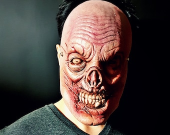 Zombie Mike Half Mask: Lateksowa maska na Halloween