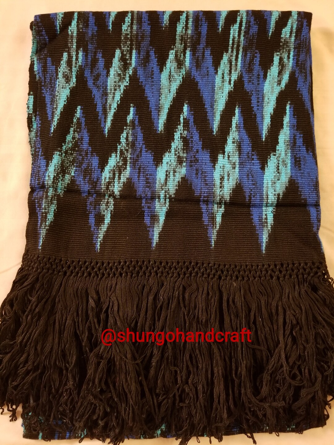 makana shawl