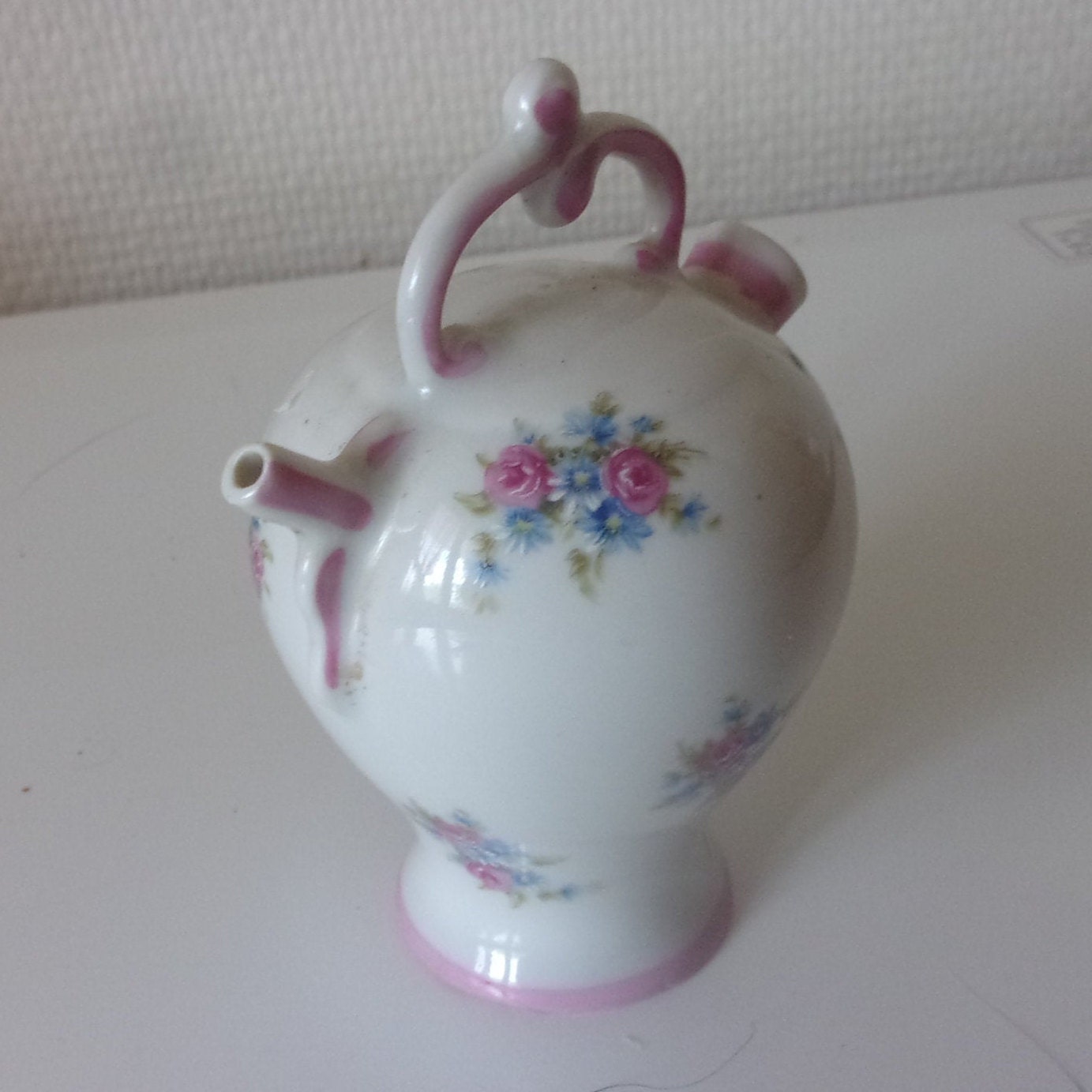 Petit Pot Vintage en Porcelaine , Pot Décor Bouquet de Roses