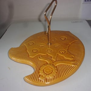 Plateau a fromage en ceramique VALLAURIS ,plateau a fromage representant la carte de FRANCE et ses fromages