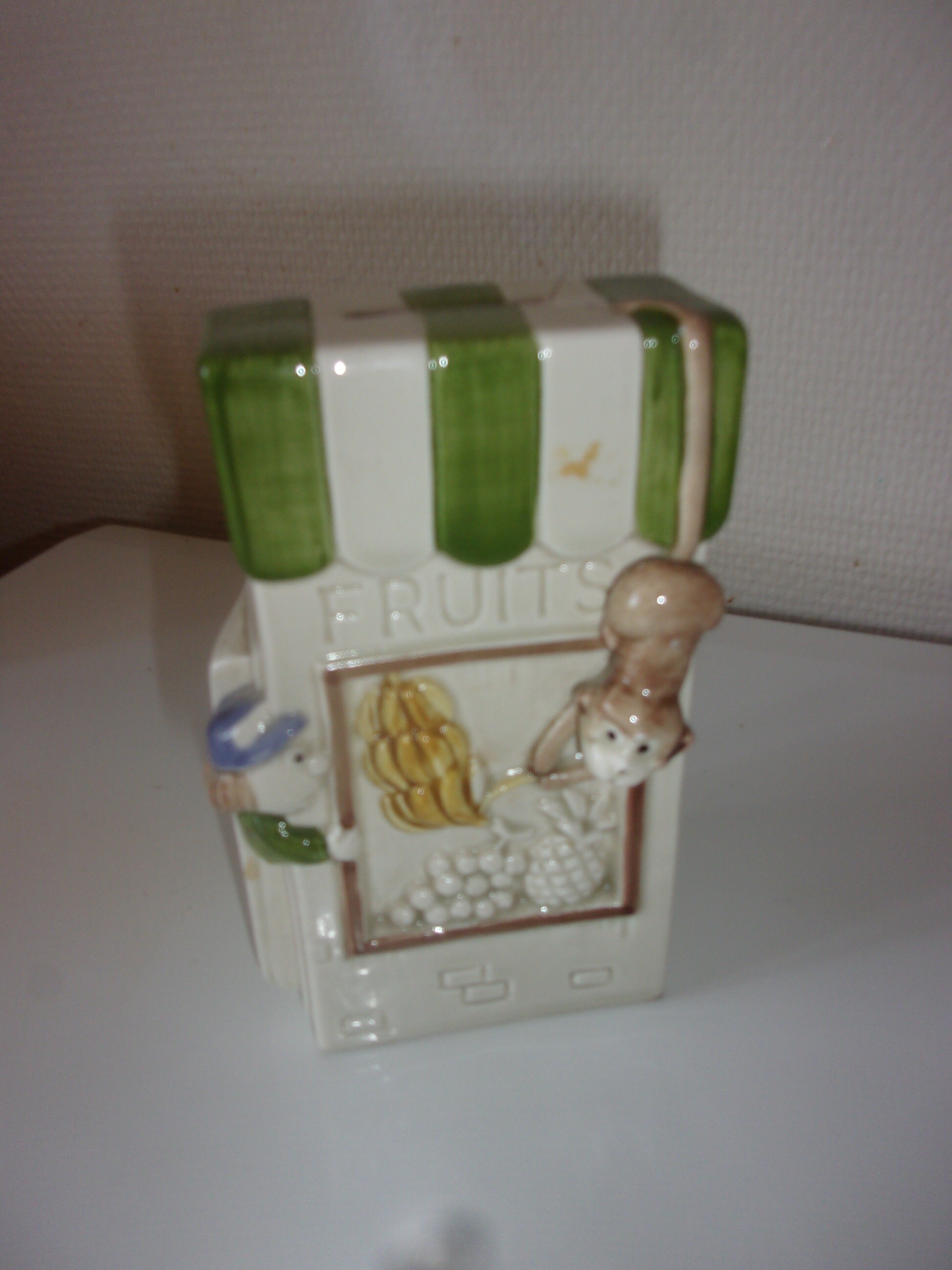 Tirelire en Céramique Vintage , Tirelire Boutique de Fruit , Tirelire Collection