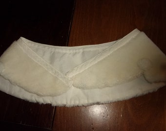 Vintage collar, removable collar children's clothing in lined white fur, sewing supply