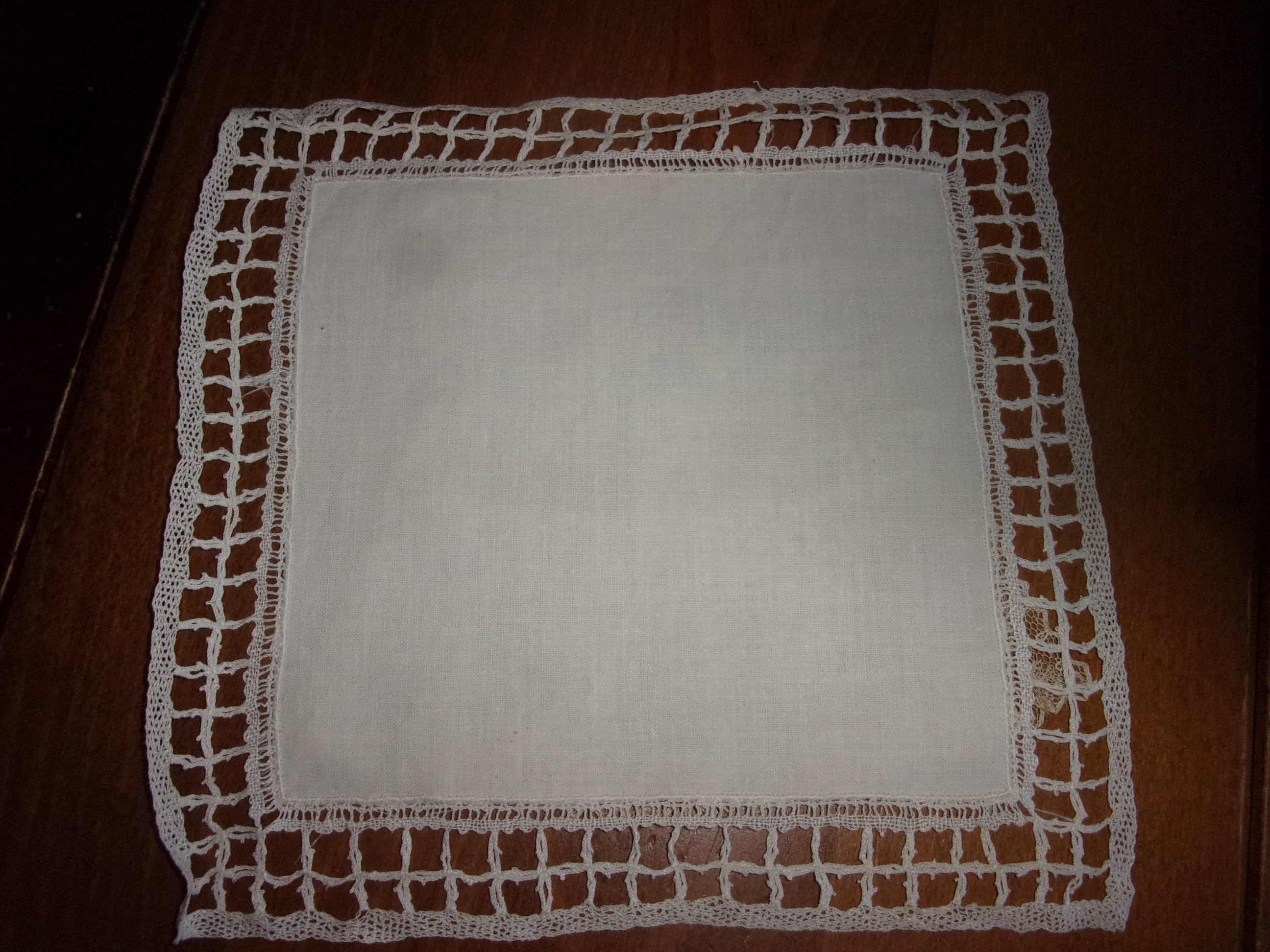 Napperon Vintage , Napperon en Lin Entourée Crochet Fait Main