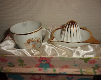 Timpani and lemon press box in French porcelain, vintage baby box