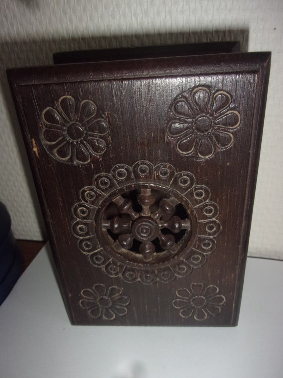 Boîte à Bijoux Bretonne Sculptée En Bois - Vintage, Ancienne, Décor Fleuri - Occasion