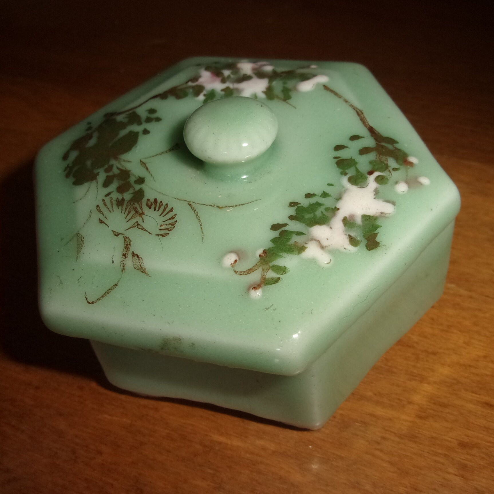 Petite Bonbonnière Vintage , Petite Boite en Porcelaine Années 70