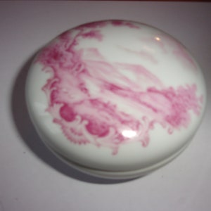 Bonbonnière vintage ,bonbonnière porcelaine de limoges SOLIM,bonbonnière collection